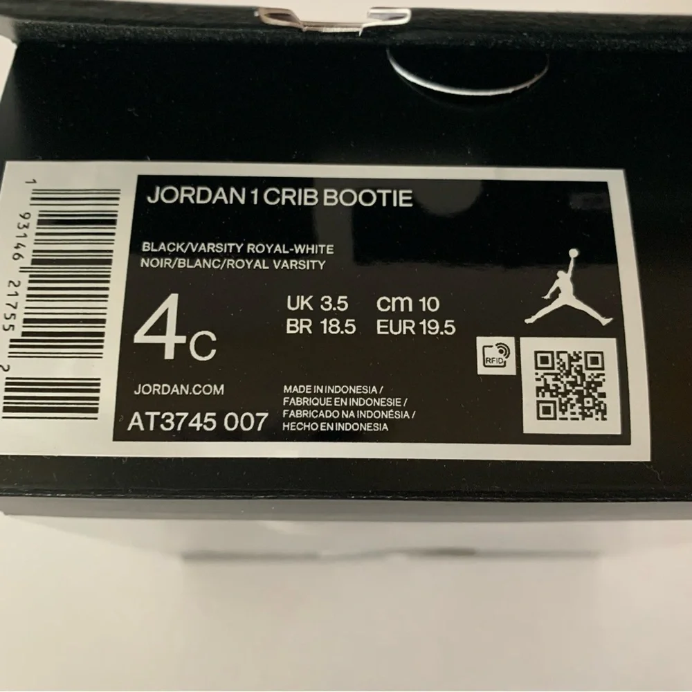 NIB. JORDAN Air Jordan Retro 1 Crib Booties